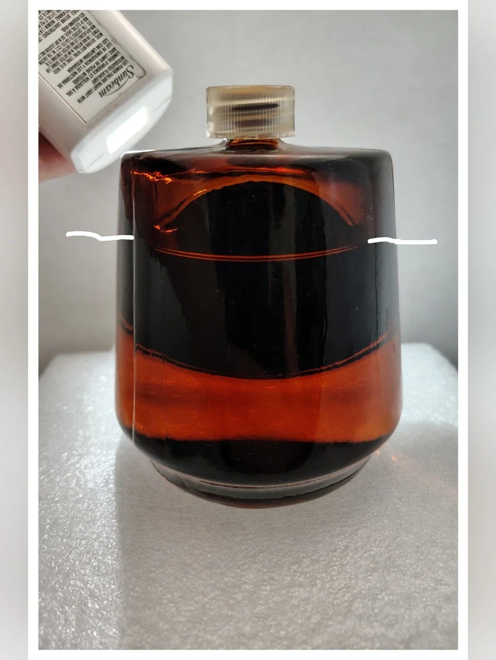 🏀 Los Angeles Lakers 🏀 VINTAGE AvonDecanter Bottle #33198 *NO Player Topper*